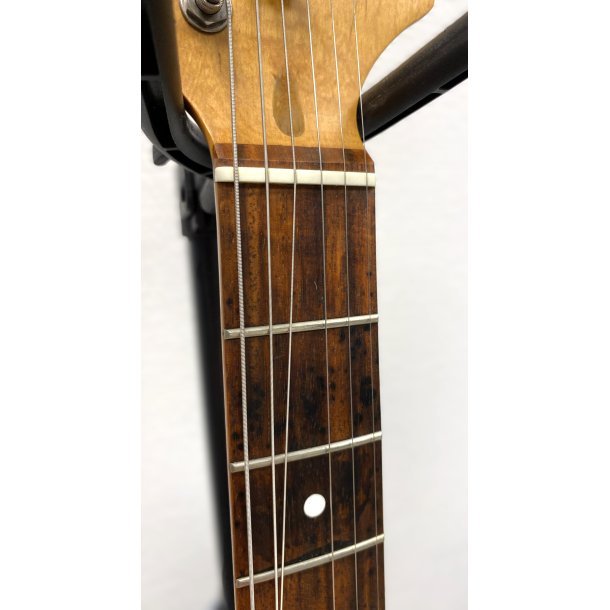 (BRUGT)  Caliber Limited Edition El-guitar